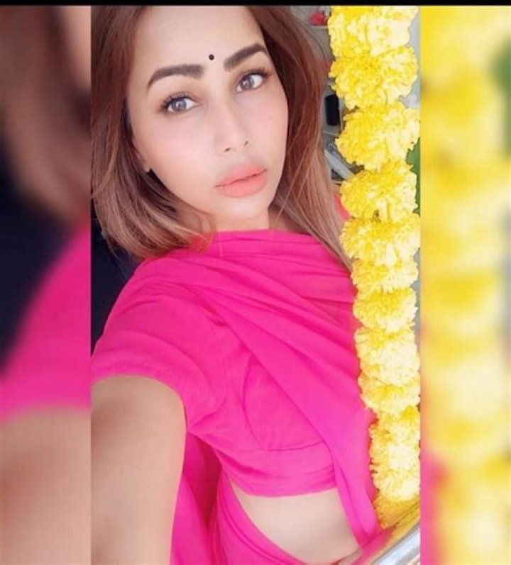 Aarohi Singh Biography, Age, Height, Bio, Wiki, Birthday, Info