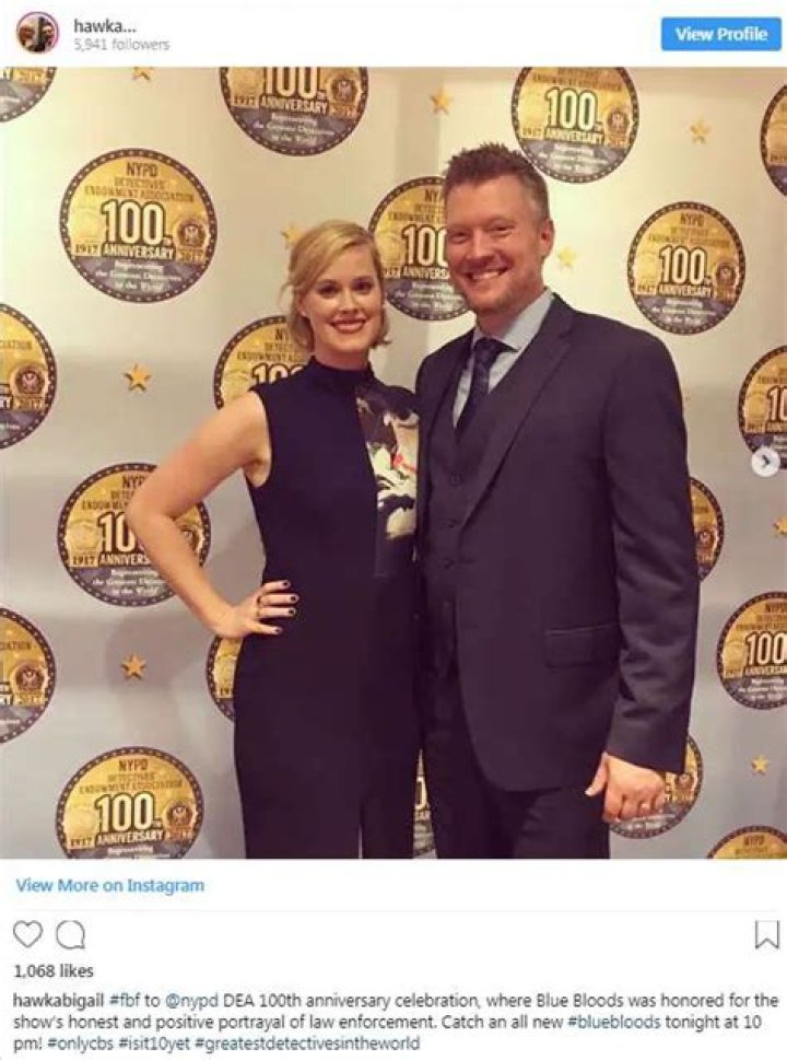 Abigail Hawk Age 33 Wiki: Changing World With Husband & Children