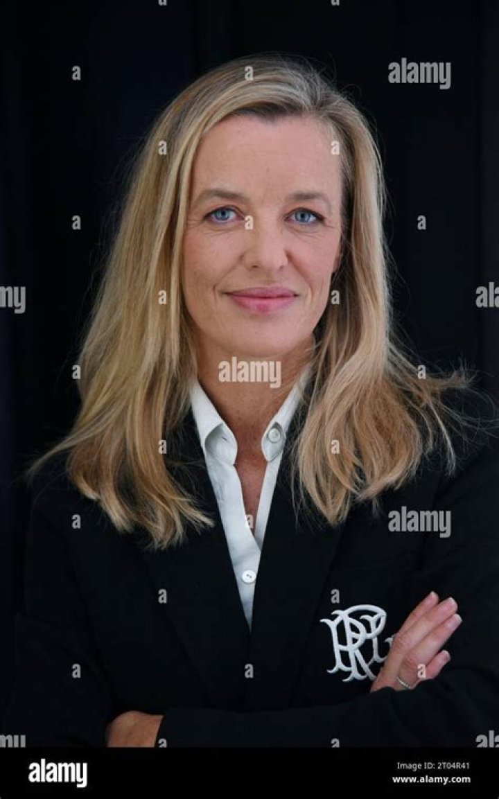 Audrey Derveloy Salaire: Net Worth 2023 Details