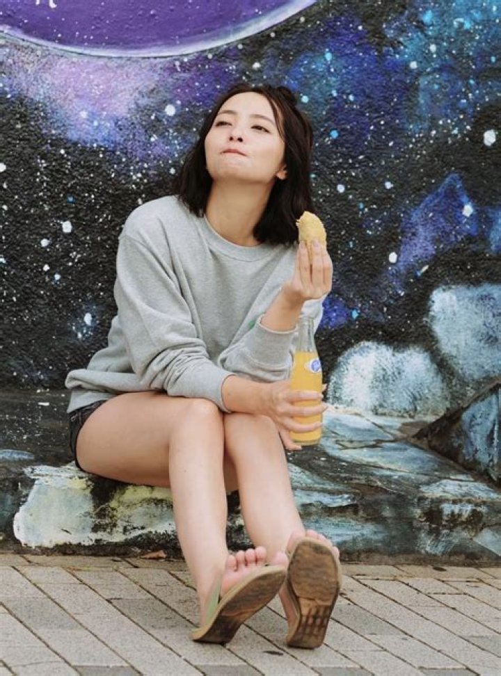 Ayame Misaki Feet (3 pics) Sexy Feets