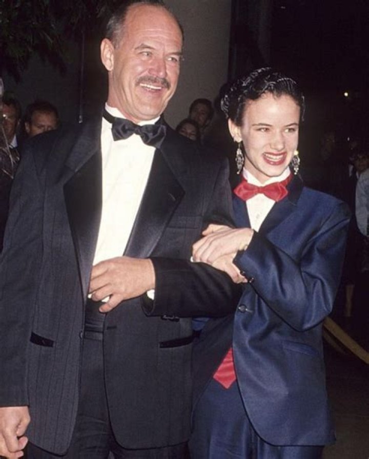 ‘Cape Fear’ Actress Juliette Lewis Remembers Her Father Geoffrey as Her Hero