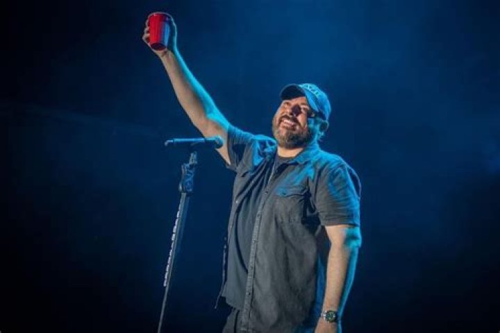 Chris Young Hits Fans With a Double Release, Serving as ‘The Start of a Lot of New Music’ in 2023 – Celeb Secrets Country