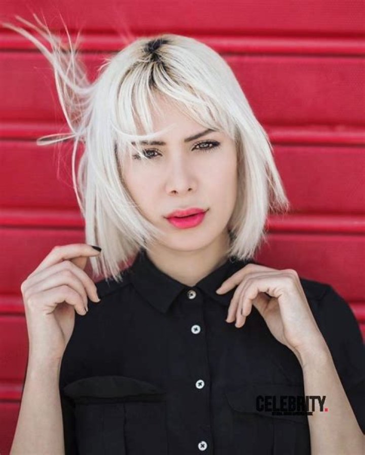 Dhekra Chebbi Wiki, Biographie, Age, Taille, Mariage, Contact & Informations