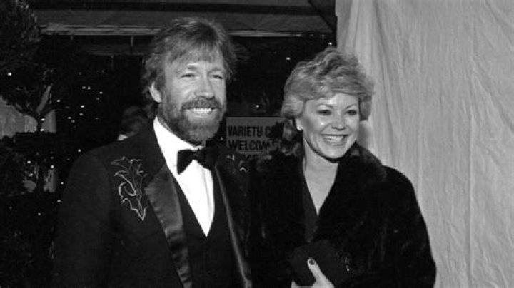 Dianne Holechek Wiki, Age, Family, Biography of Chuck Norris’ Ex-wife