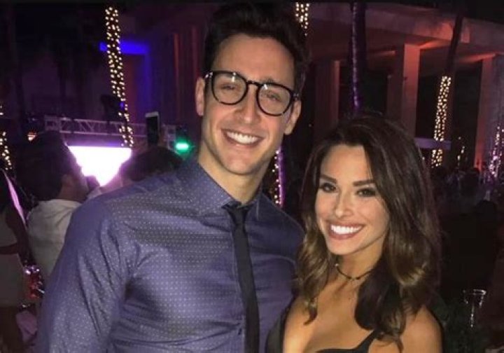 Dr. Mike-Mikhail Varshavski Wiki-Bio Shows a Girlfriend Previously. Marriage? His Net Worth.