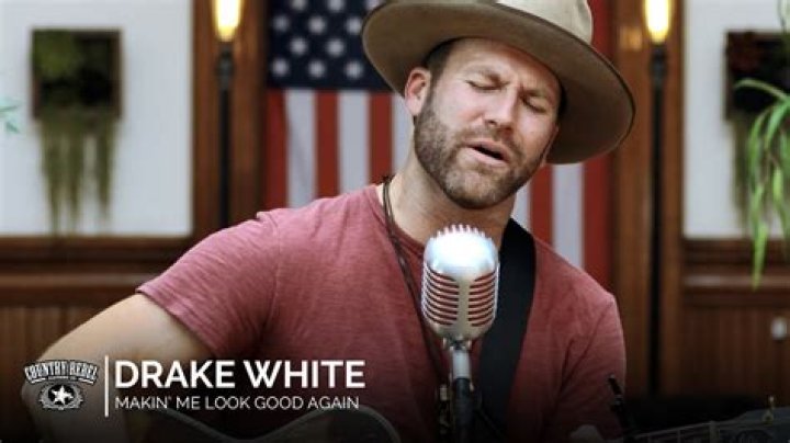Drake White Hits No. 1 Spot on The Highway’s Hot 30 Countdown with “Makin’ Me Look Good Again” – Celeb Secrets Country