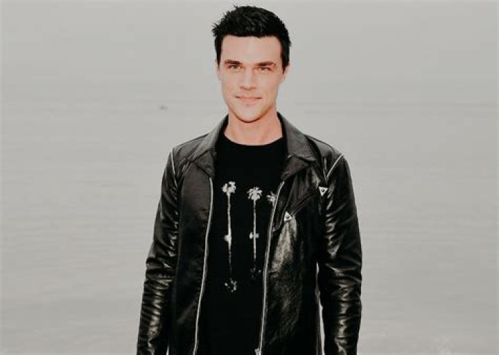 Finn Wittrock’s Strong Gay Portrayals Have Gained Him Loyal LGBT Fans