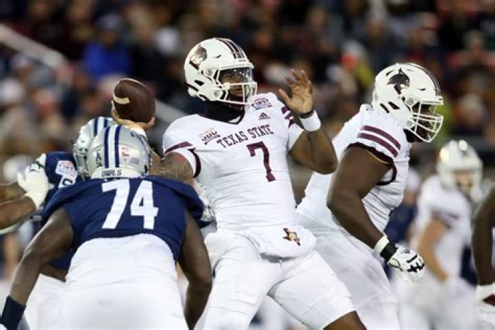Five Transfer Portal Landing Spots for TJ Finley: Michigan, Washington Among Potential Options for Former Texas State QB?