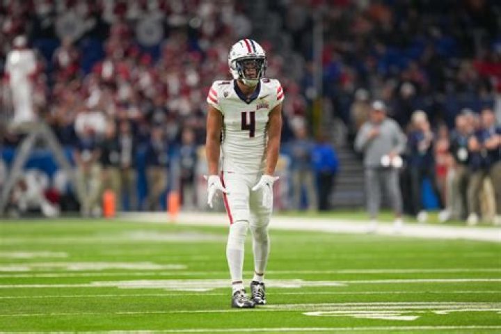 Former Arizona TE Tanner McLachlan Hypes Up Tetairoa McMillan Ahead of 2024 College Campaign