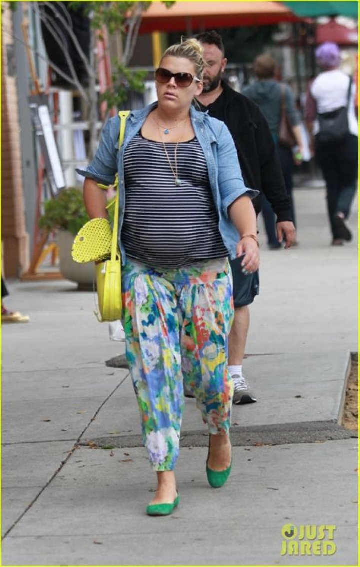 Is Busy Philipps Pregnant 2023 With Baby No 3? Bump