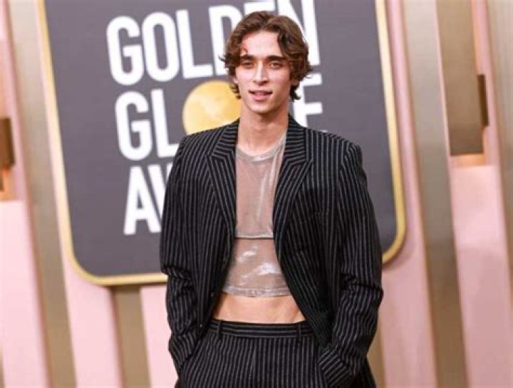 Josh Richards Height