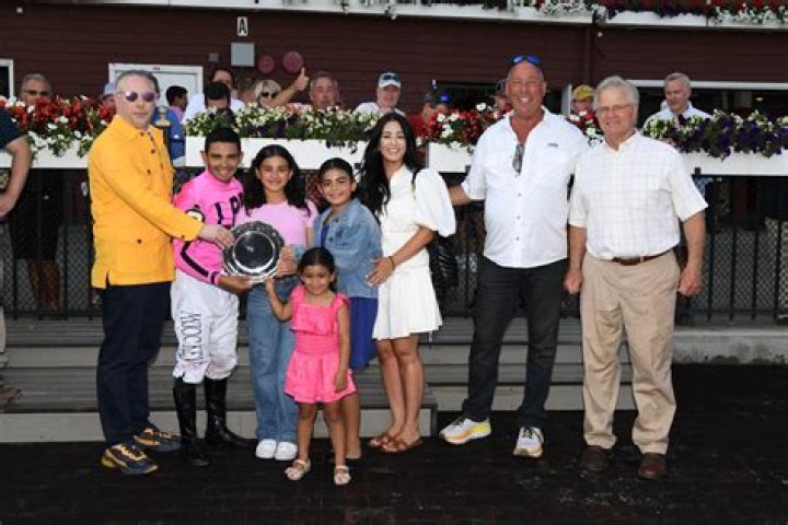 Lee Einsidler Wife: Is He Married To Aimee Brisson? Son And Family