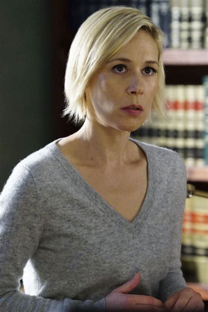 Liza Weil