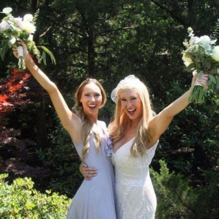 Meet Mike Maddux Daughter, Lexie And Makayla Maddux | Family Details