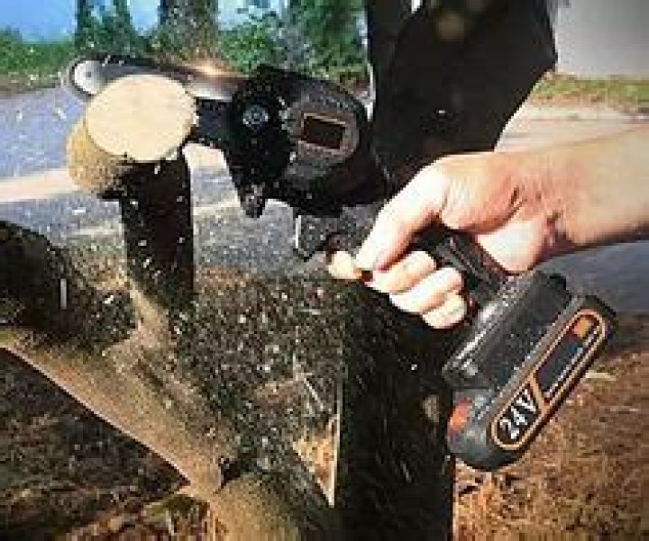 Michael Malone Has Fathered 2 Children, Both Daughters