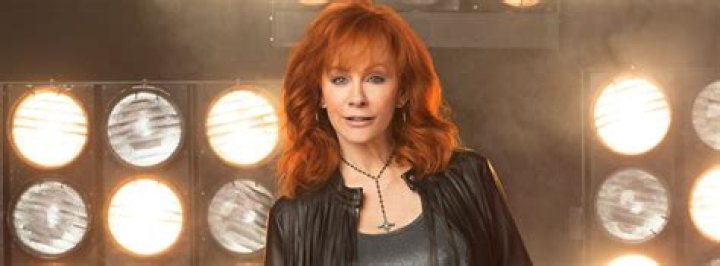 Reba McEntire to Manage Herself After 25 Years – Celeb Secrets Country