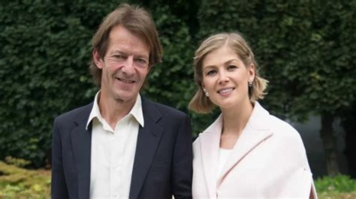 Robie Uniacke- The boyfriend of Rosamund Pike