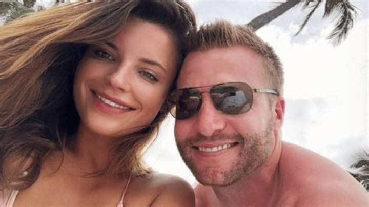 Sean McVay Wiki, Épouse, Petite amie, Âge, Taille, Famille et informations - Celebrity.tn