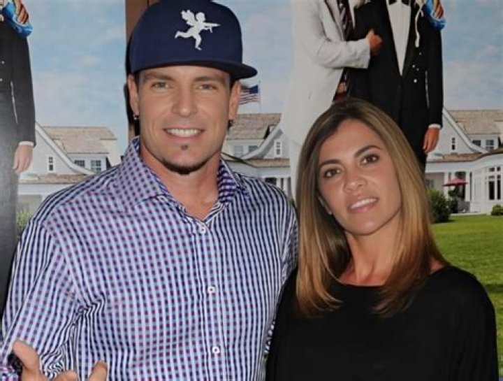 The Woman Behind Vanilla Ice’s Success and Struggles