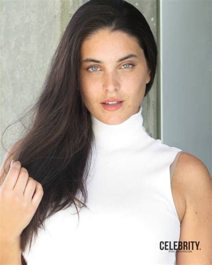 Top 20 des Mannequins Tunisiens Qui Cartonnent à l'Étranger (2019)