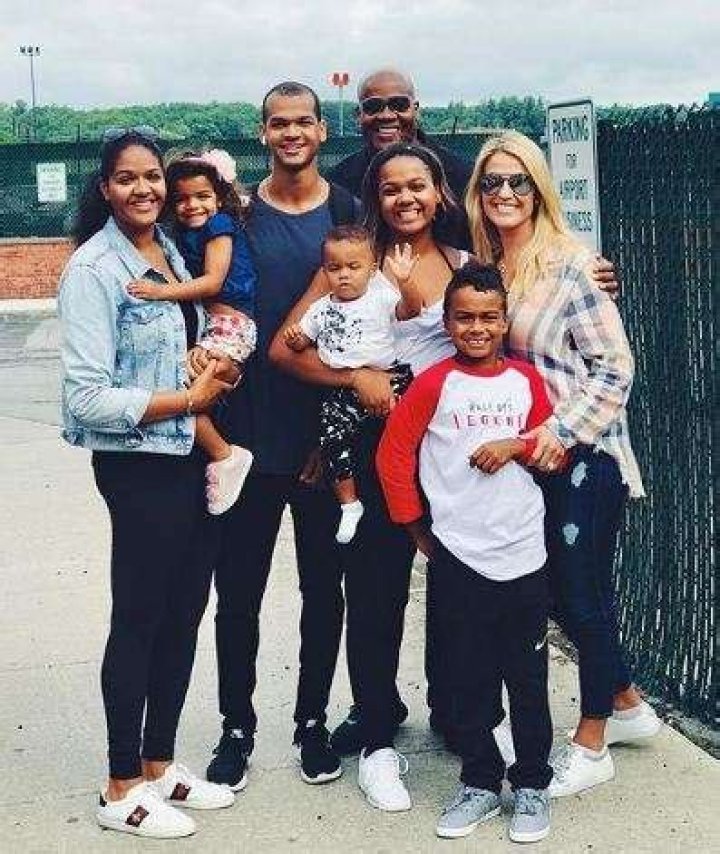 Who Is Frank Thomas Wife & What's His Net Worth? Age, First Wife