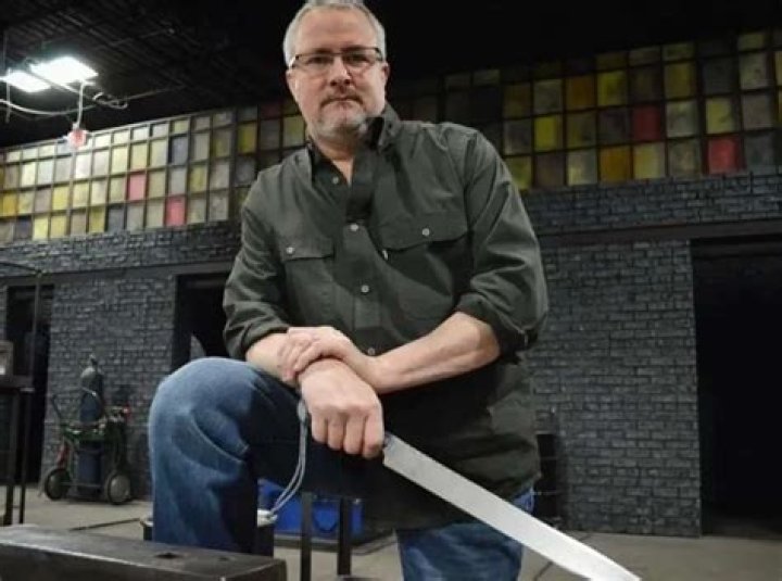 Wife death! What happened to J. Neilson? Accident, surgery, net worth.