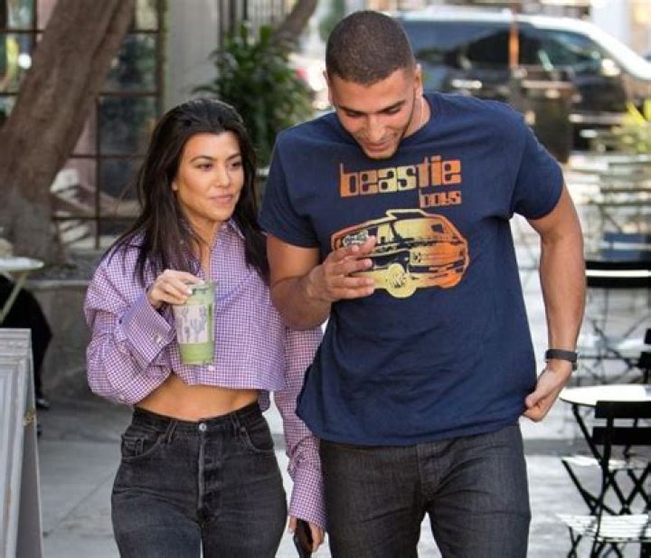 Younes Bendjima Age 25 Wiki: Kourtney Kardashian Beau & His Net Worth