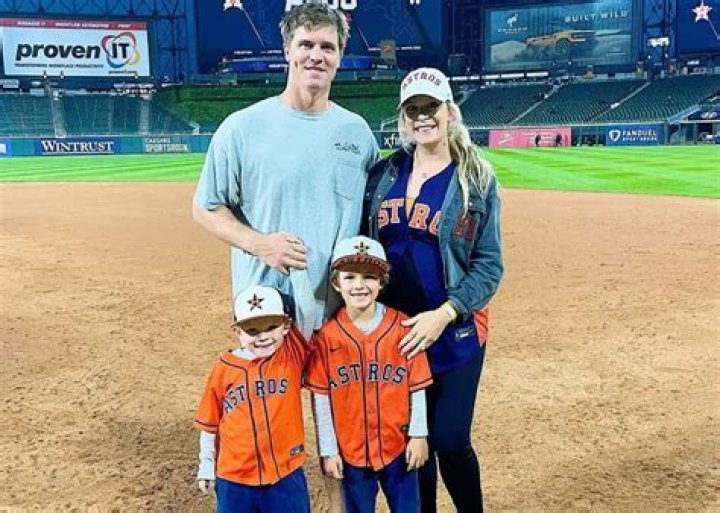Zack Greinke and Wife Emily Greinke Are Expecting Their Third Rainbow Baby